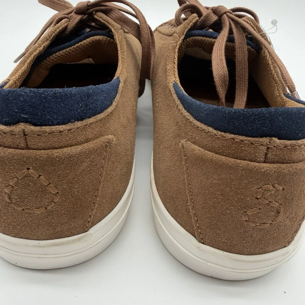 Oliver Sweeney oliver sweeney